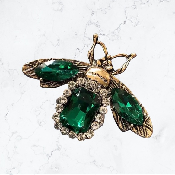 Vintage Green Rhinestone Bee brooch and earrings set - Picture 3 of 5